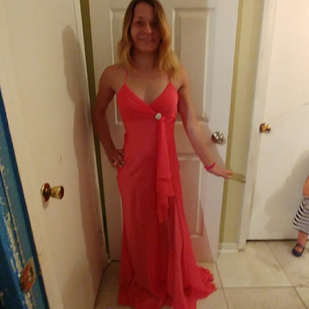 💕 Sensuous Cache Gown